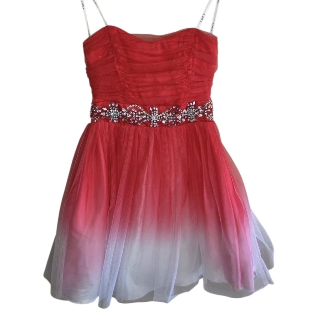 B Darlin | Red White Ombre Strapless Full Tulle Skirt Mini Party Dress Size 3/4
